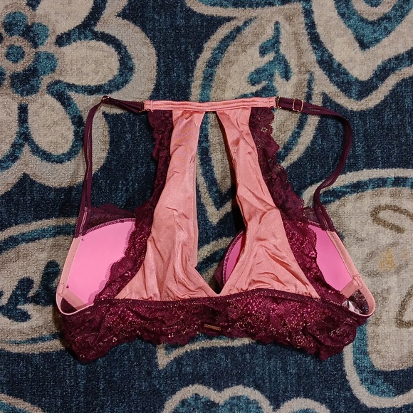 Like new! VS PINK date push up burgundy lace racer back bra 32B - Picture 2 of 8